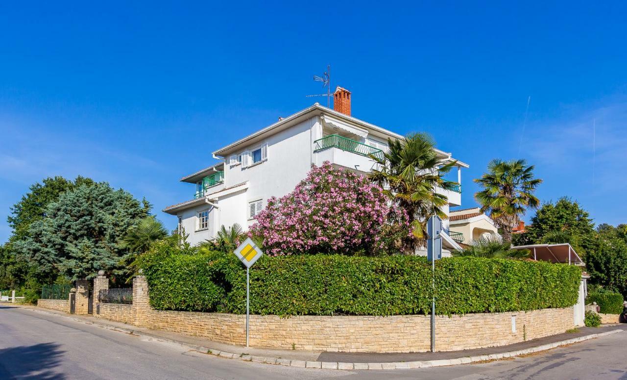 Apartments Zanetti 2 Pula Exterior foto